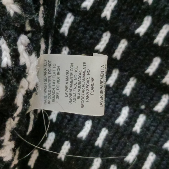 Slonl Black & Cream Short Sweater Jacket, XL - Picture 5 of 5